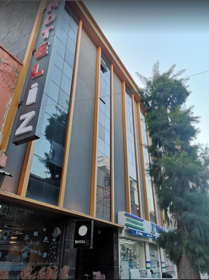 Hotel Iz Ізмір Екстер'єр фото